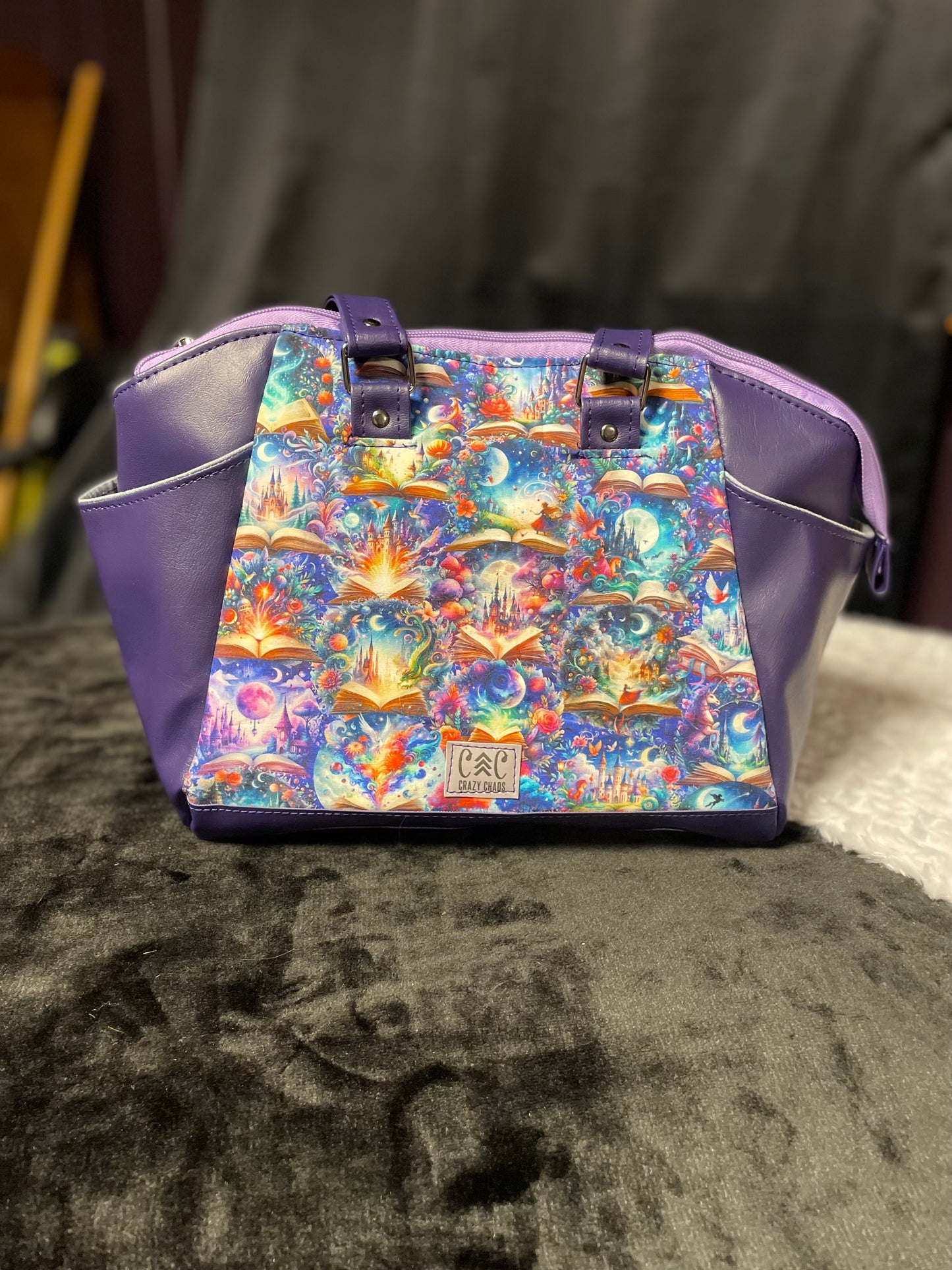 Book fantasy large handbag