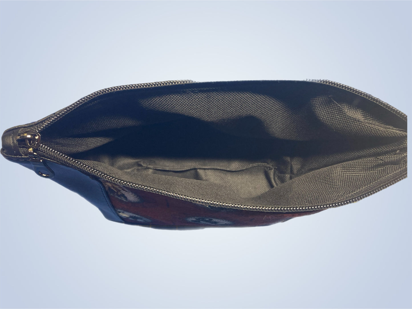 Zippered pouch DD