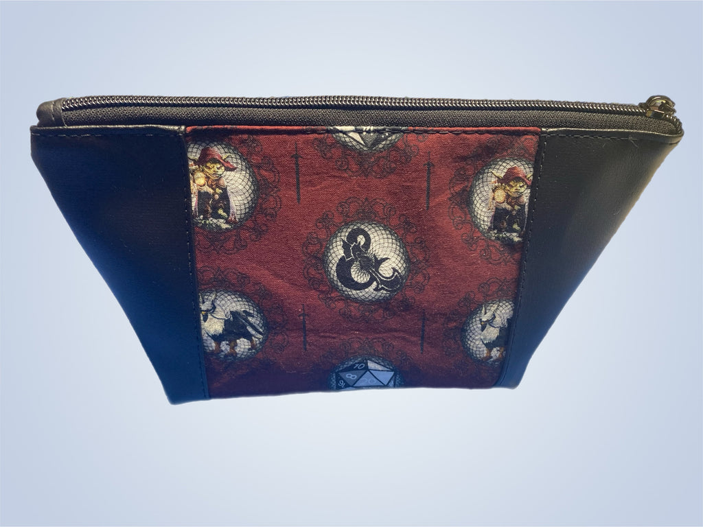 Zippered pouch DD