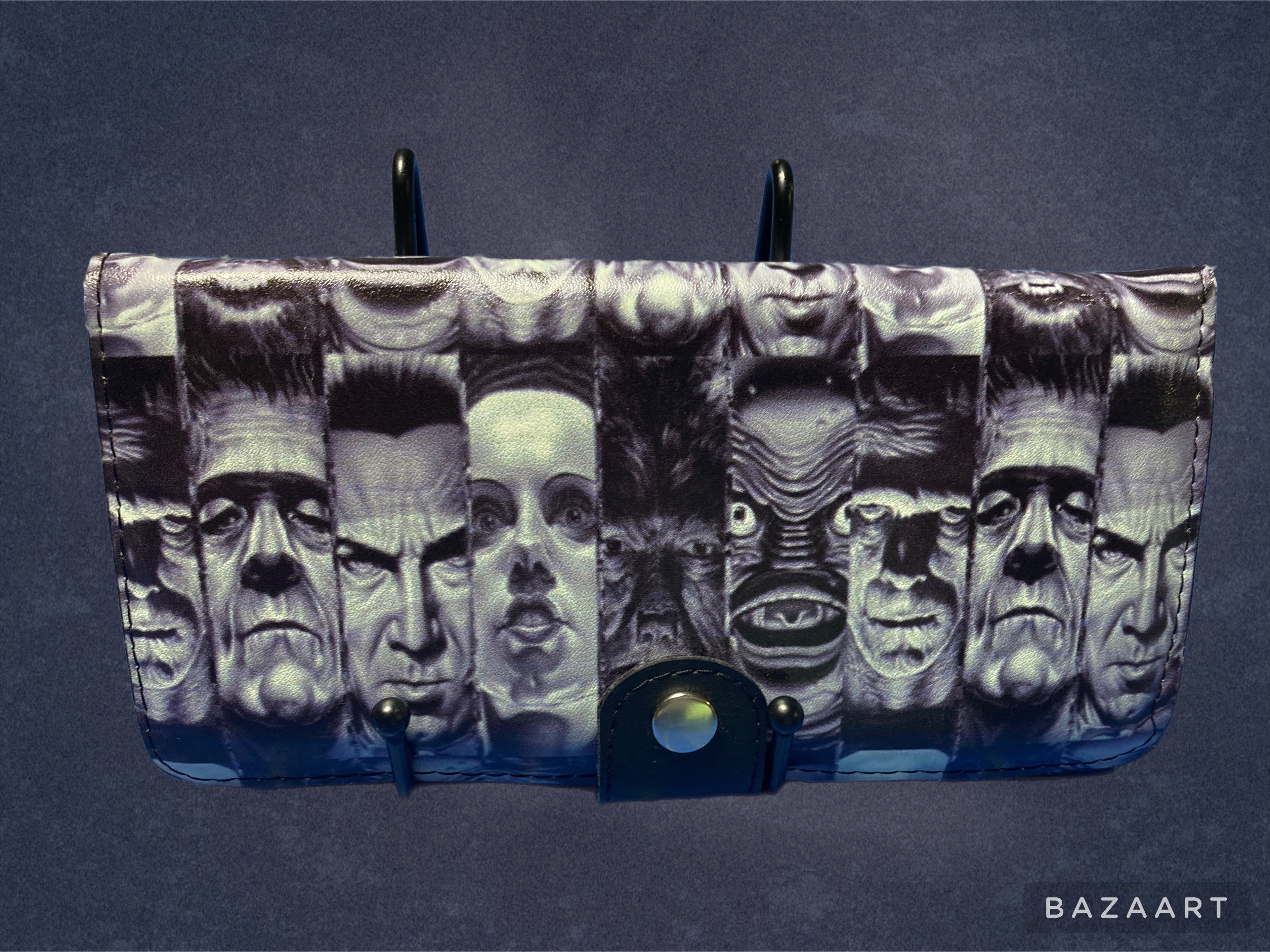 Snap wallet- classic monsters